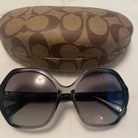 NWOT Coach gray and black sunglasses - Picture 2 of 4